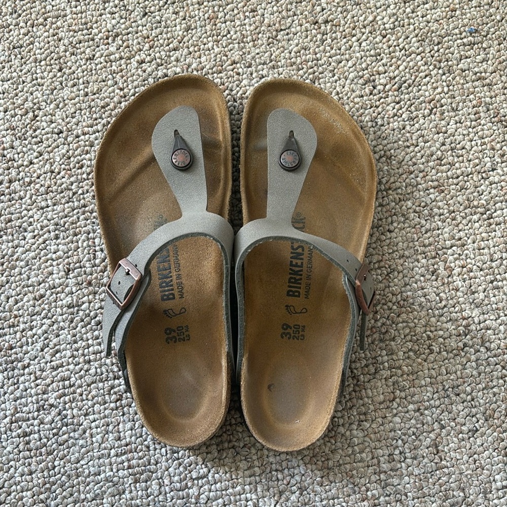 Birkenstock Woman Gizeh Sandal